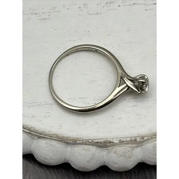 14 White Gold Diamond Engagement Ring Size 6.5 - Picture 3 of 7